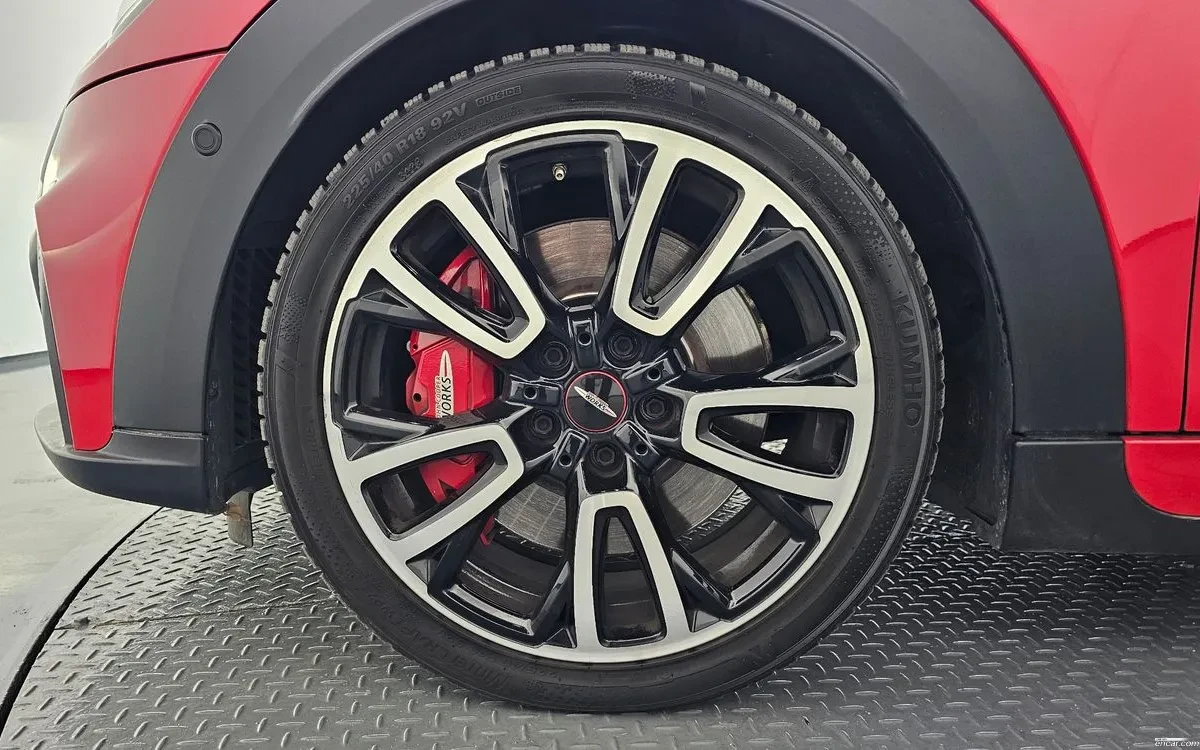 Mini John Cooper Works HUD* ������* ���������* �������* ������ | Mobile.bg � ����������� 5