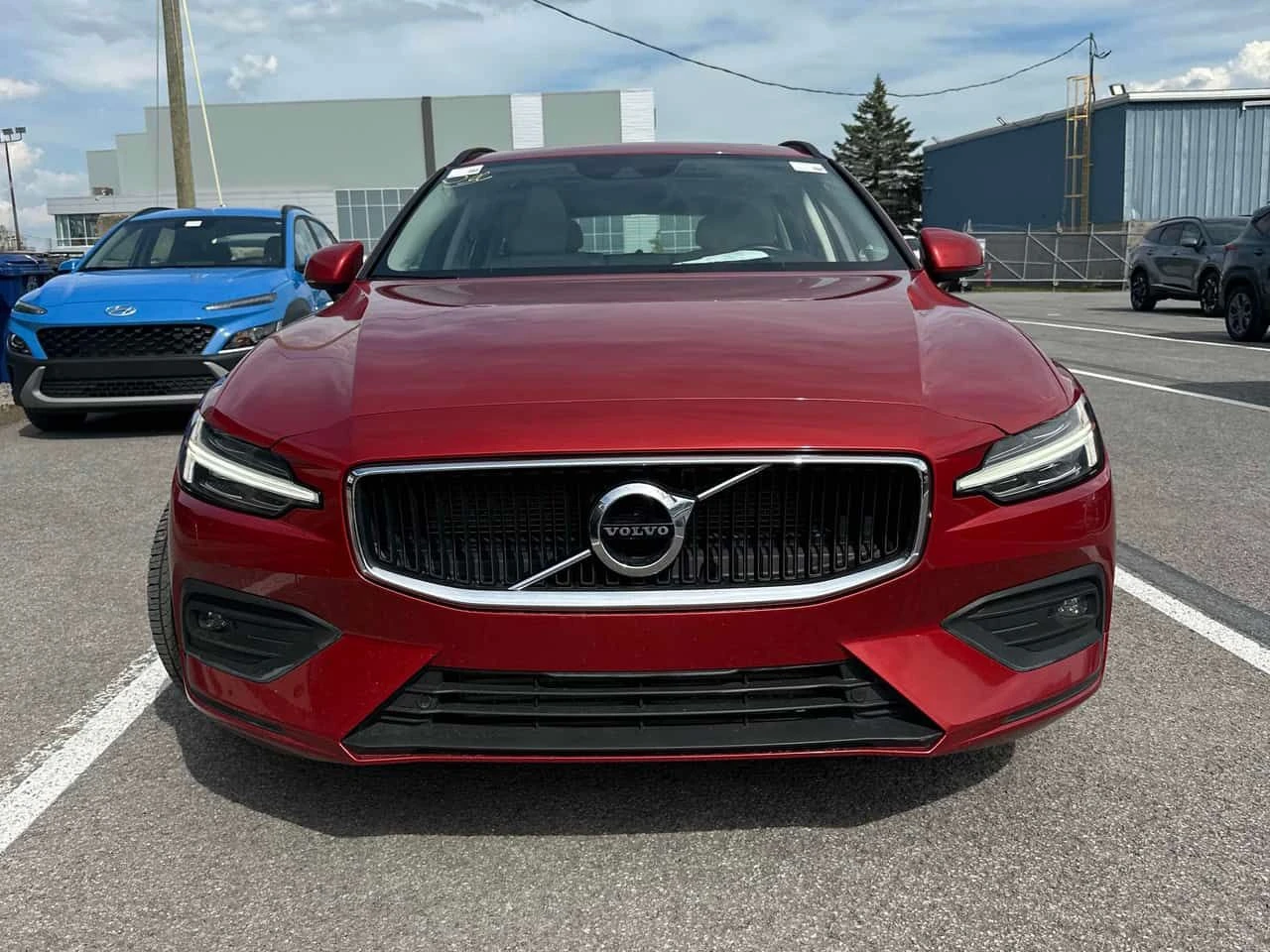 Volvo V60 Momentum | CARFAX | БЕЗ ПЪРВОНАЧАЛНА ВНОСКА, снимка 3 - Автомобили и джипове - 55053494
