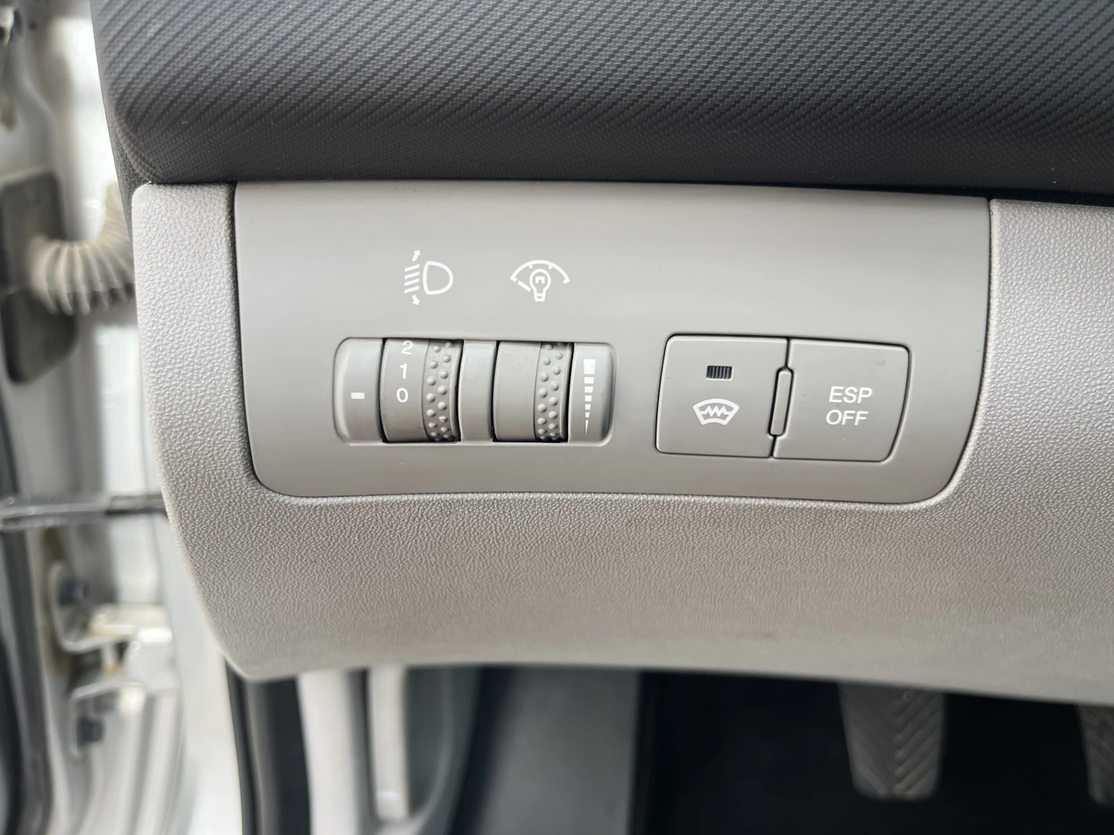 Kia Ceed EX 2.0 CRDI, снимка 14 - Автомобили и джипове - 55417501