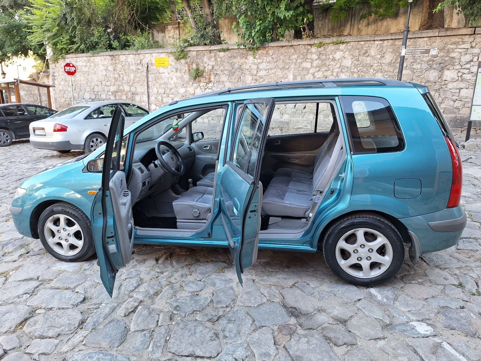 Mazda Premacy 1.8 газ бензин , снимка 10 - Автомобили и джипове - 55503753