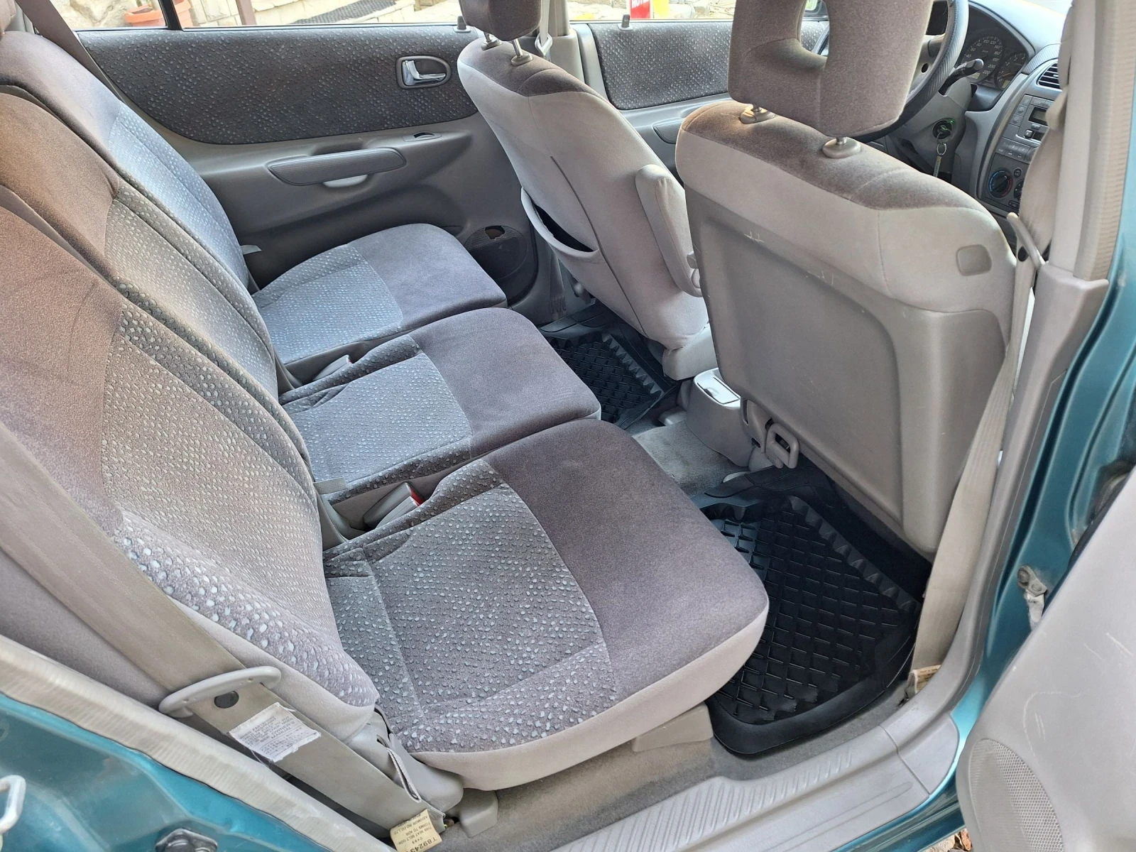 Mazda Premacy 1.8 газ бензин , снимка 14 - Автомобили и джипове - 55503753
