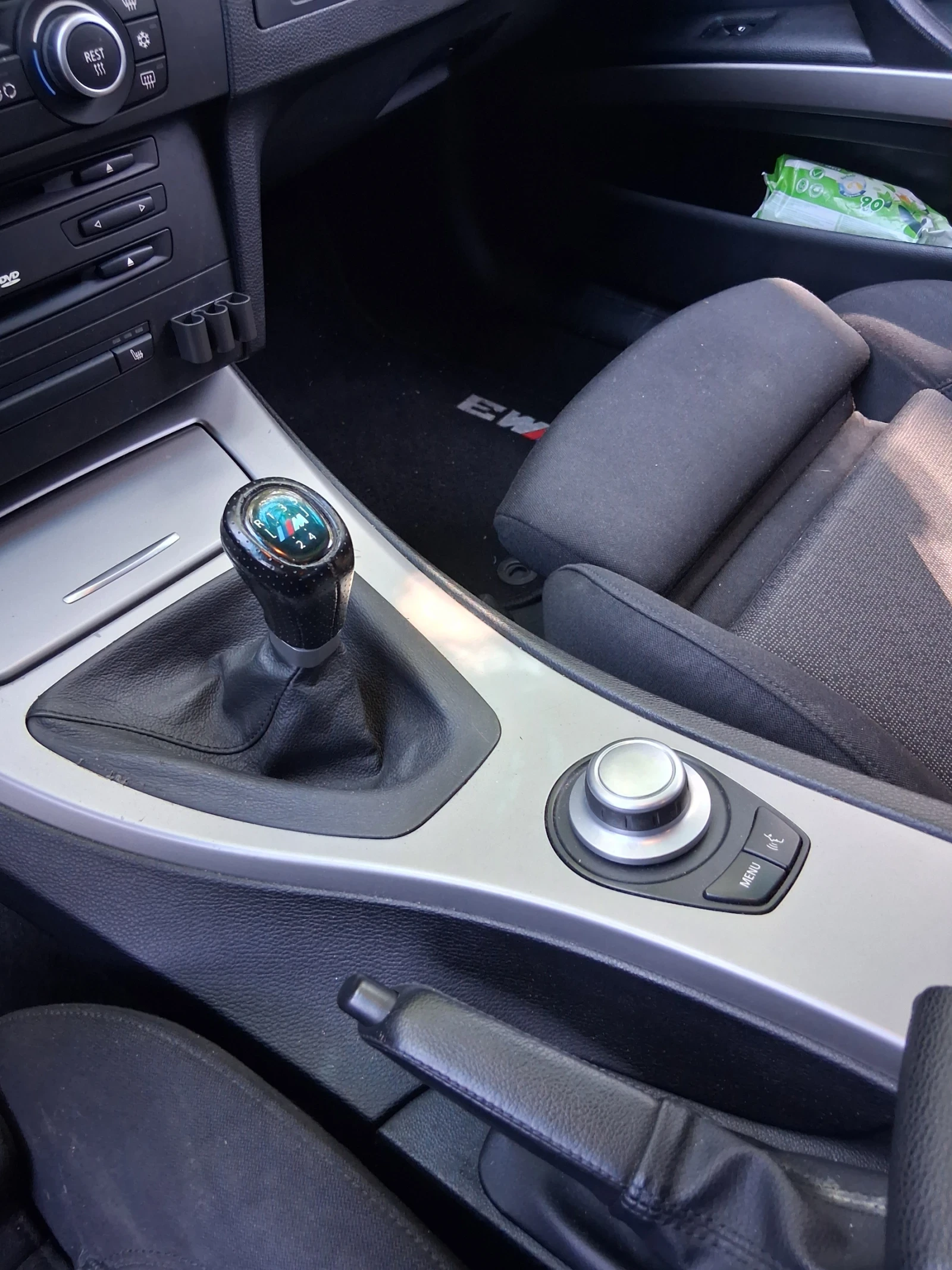 BMW 320 Е90, снимка 5 - Автомобили и джипове - 55507518