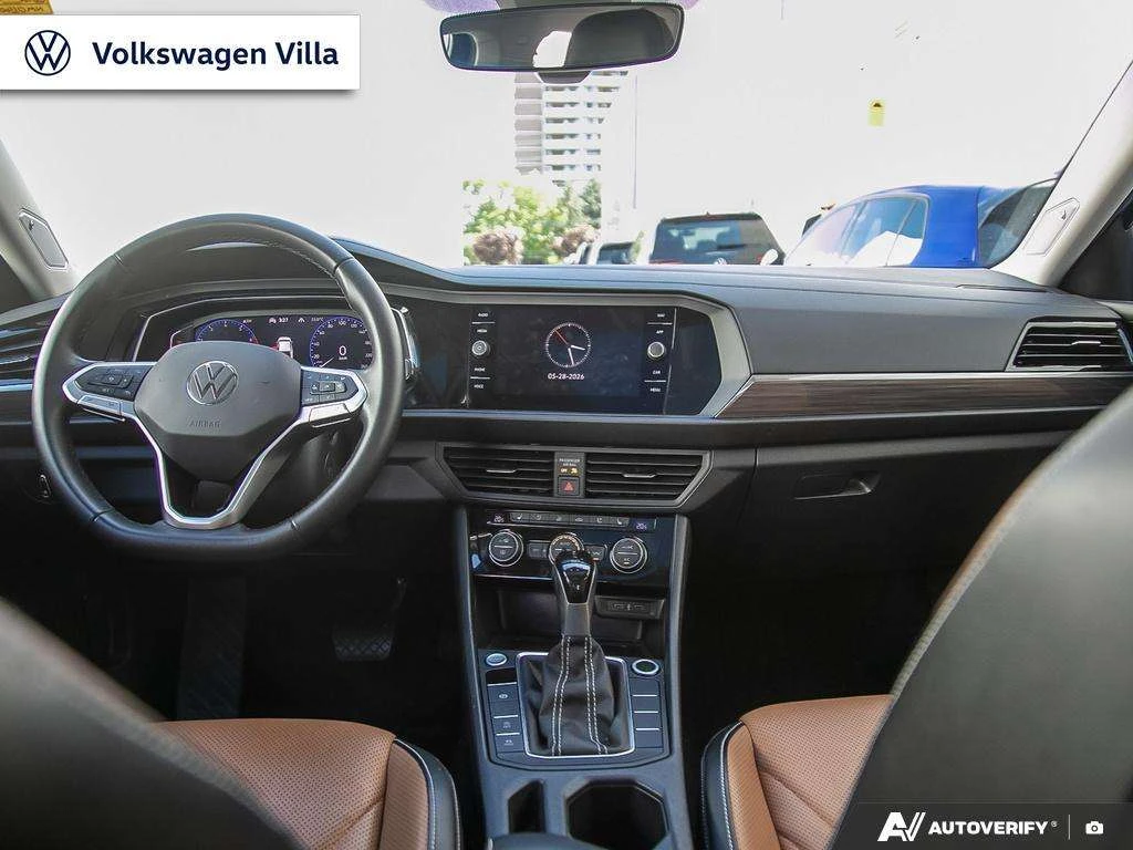 VW Jetta Highline / ПАНО / АВТОКРЕДИТ, снимка 11 - Автомобили и джипове - 55825505