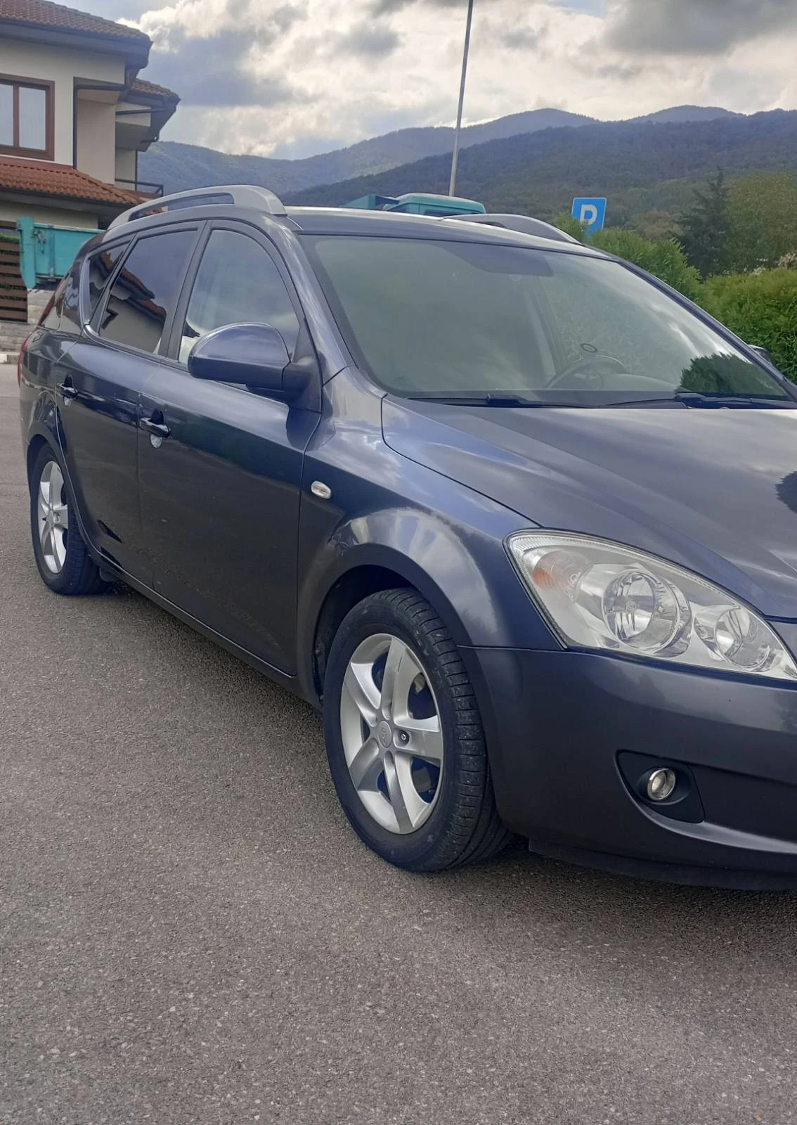 Kia Ceed 1.6 CRDI, снимка 2 - Автомобили и джипове - 56288272