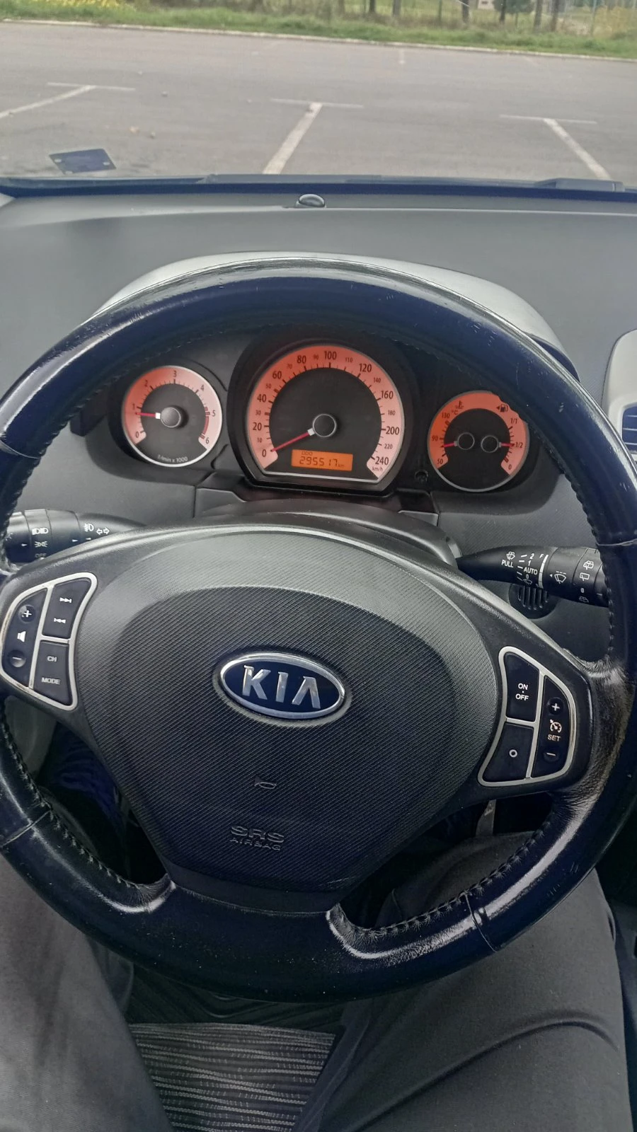 Kia Ceed 1.6 CRDI, снимка 8 - Автомобили и джипове - 56288272