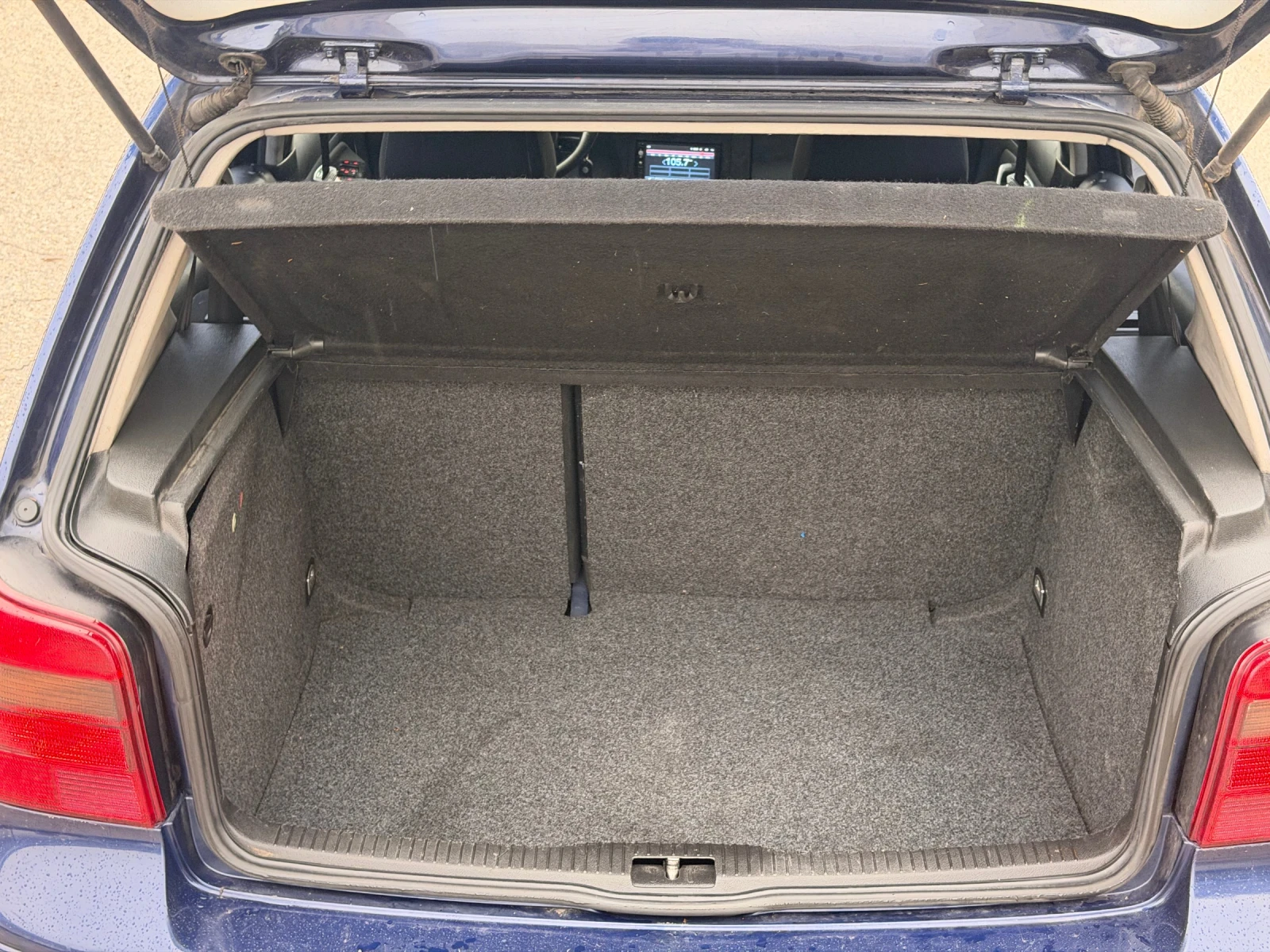 VW Golf 1.9 TDI 90, снимка 15 - Автомобили и джипове - 56739518