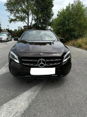  Mercedes-Benz GLA 22...