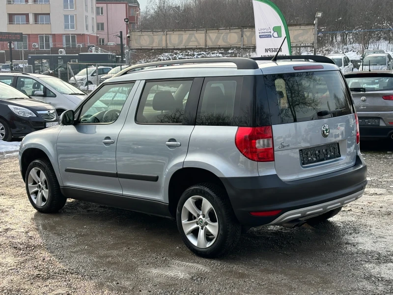 Skoda Yeti 1.6 TDI, снимка 4 - Автомобили и джипове - 48706269