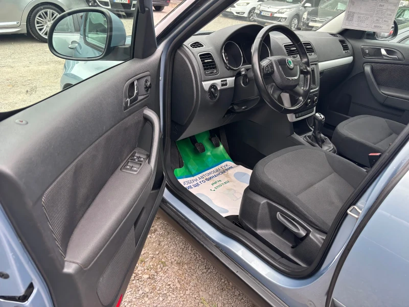 Skoda Yeti 1.6 TDI, снимка 10 - Автомобили и джипове - 48706269