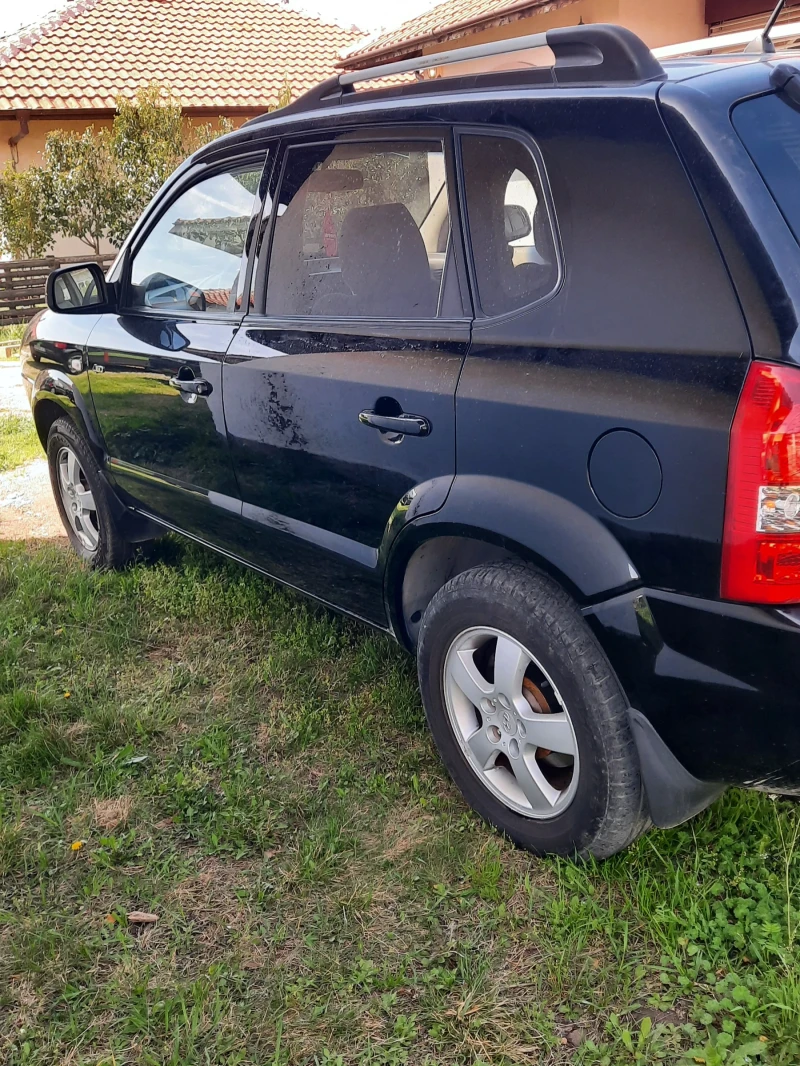 Hyundai Tucson, снимка 3 - Автомобили и джипове - 51156122