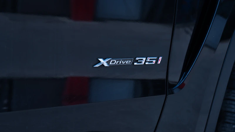 BMW X5 3.5i Xdrive наличен , снимка 8 - Автомобили и джипове - 50979534