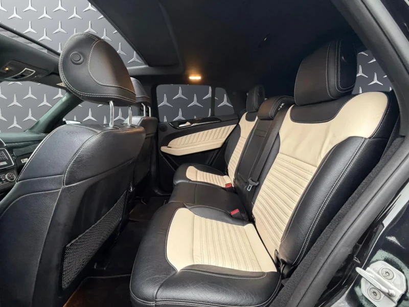 Mercedes-Benz GLE 350 ОЧАКВАН ВНОС Mercedes GLE350d AMG Line , снимка 11 - Автомобили и джипове - 51909142