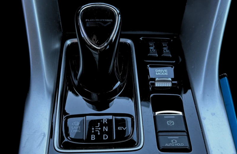 Mitsubishi Eclipse Cross Plug-In 4x4 | 360 Камера | ЛИЗИНГ, снимка 14 - Автомобили и джипове - 52652681