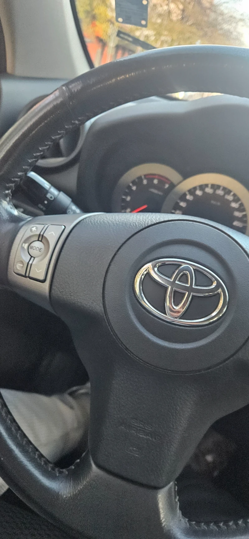 Toyota Rav4, снимка 5 - Автомобили и джипове - 52694989
