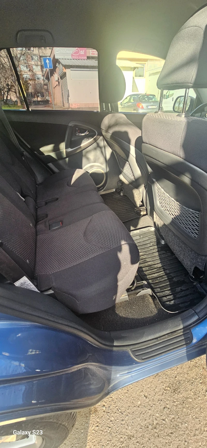 Toyota Rav4, снимка 15 - Автомобили и джипове - 52694989