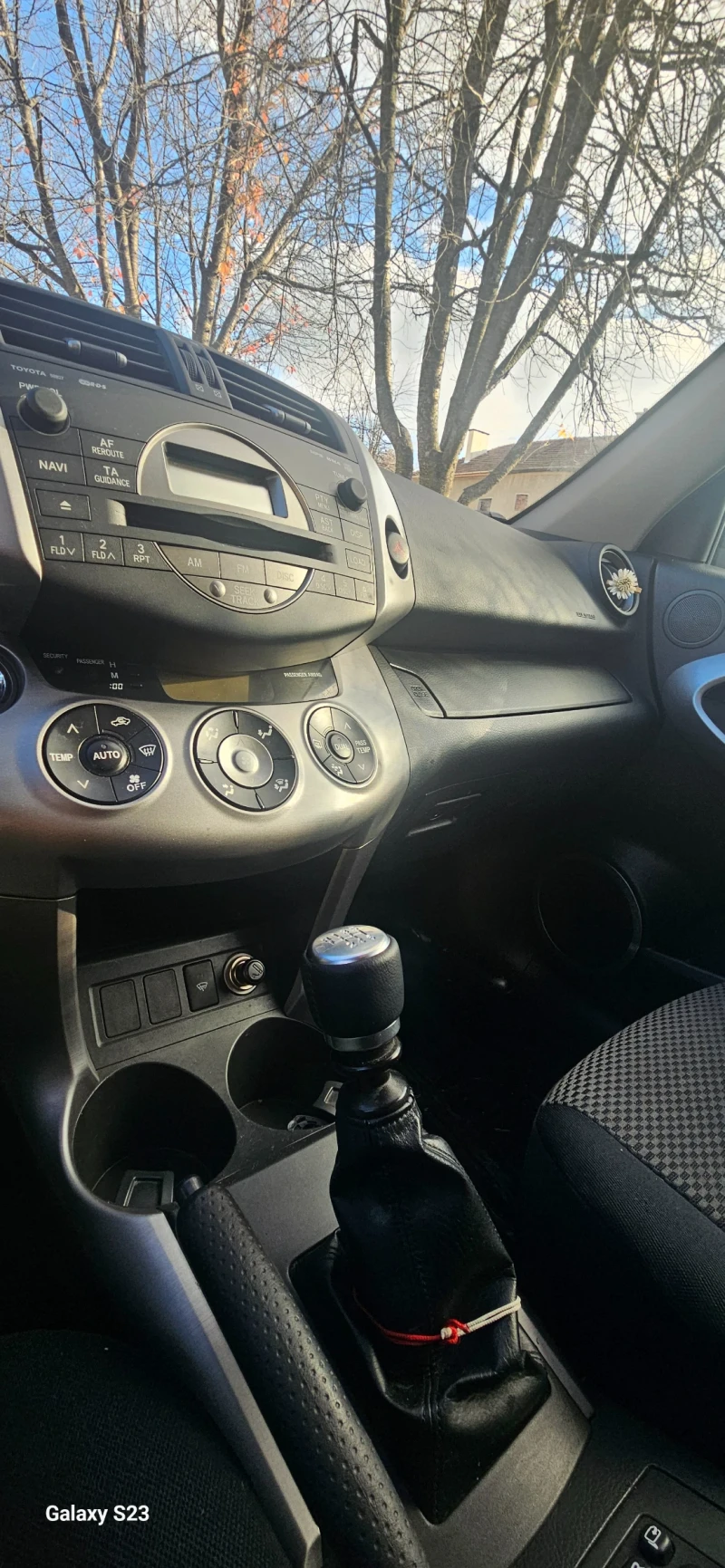 Toyota Rav4, снимка 8 - Автомобили и джипове - 52694989