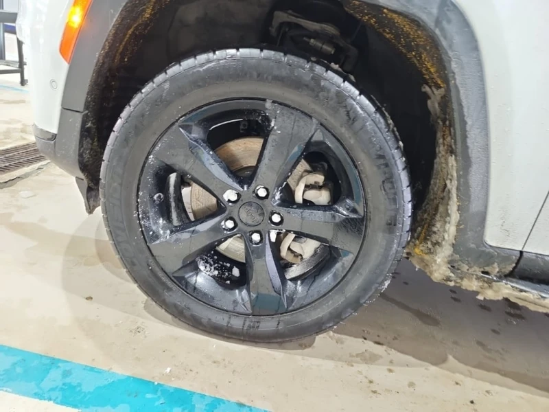 Jeep Grand cherokee 2024 LIMITED * CARFAX * БЕЗ ПЪРВОНАЧАЛНА ВНОСКА, снимка 5 - Автомобили и джипове - 52943603