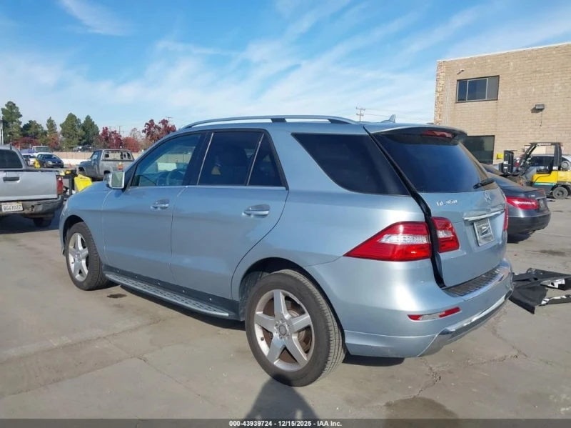 Mercedes-Benz ML 350 * 4MATIC * CARFAX * БЕЗ ПЪРВОНАЧАЛНА ВНОСКА, снимка 3 - Автомобили и джипове - 52969396