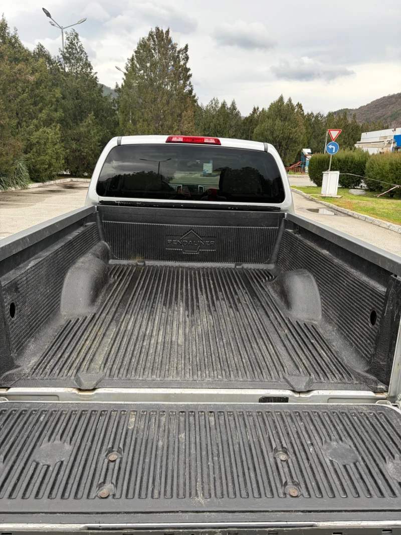 Nissan Frontier Пикап, снимка 8 - Автомобили и джипове - 52978388