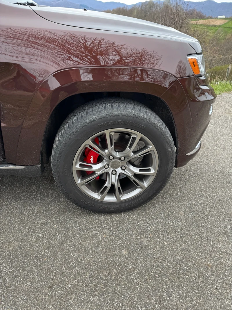 Jeep Grand cherokee 5.7 HEMI SUMMIT, снимка 5 - Автомобили и джипове - 53527415