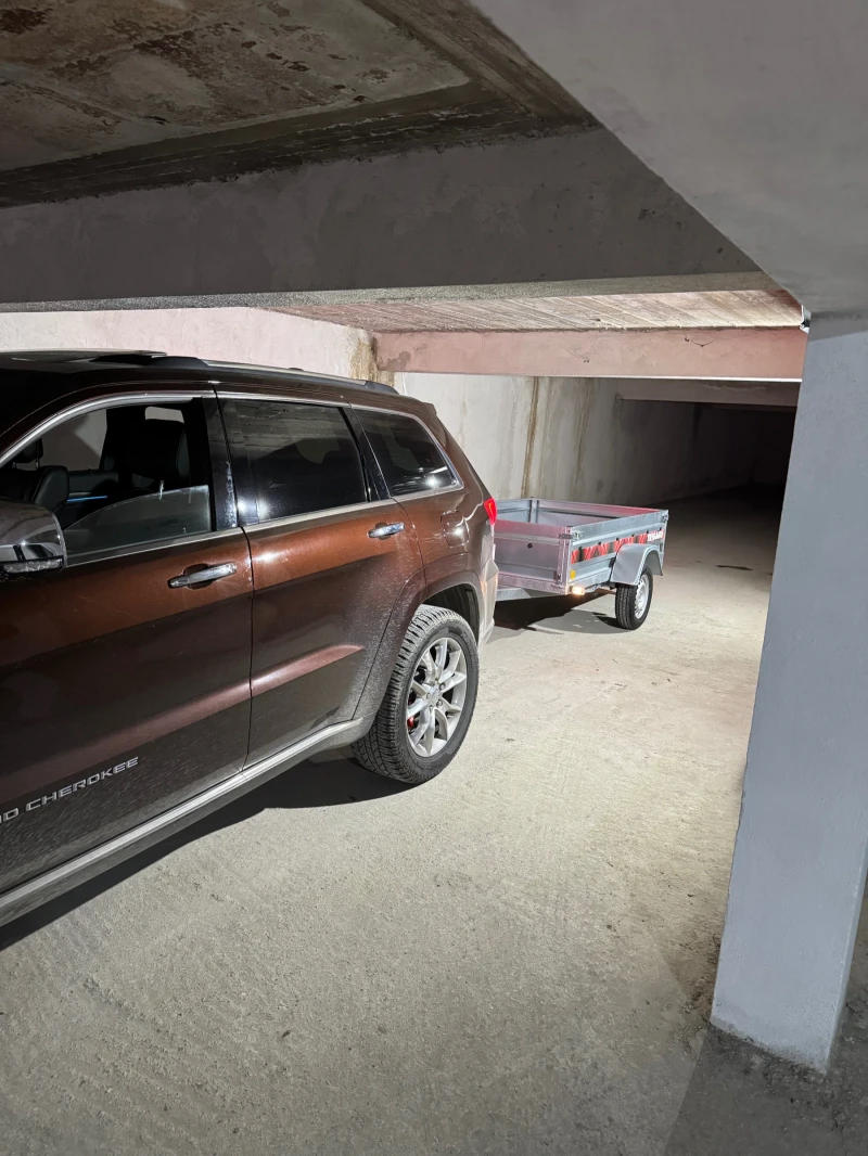 Jeep Grand cherokee 5.7 HEMI SUMMIT, снимка 8 - Автомобили и джипове - 53527415