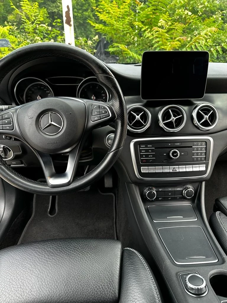 Mercedes-Benz GLA 220 GLA 220 4 MATIC, снимка 11 - Автомобили и джипове - 49136790