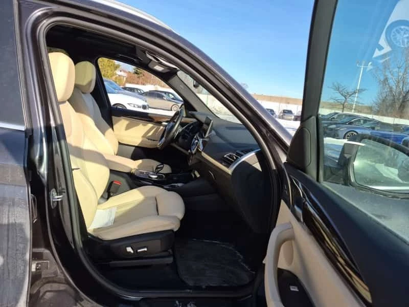 BMW X3 xDrive30e | ПАНО | Keyless | 360  | CARFAX , снимка 6 - Автомобили и джипове - 53719112