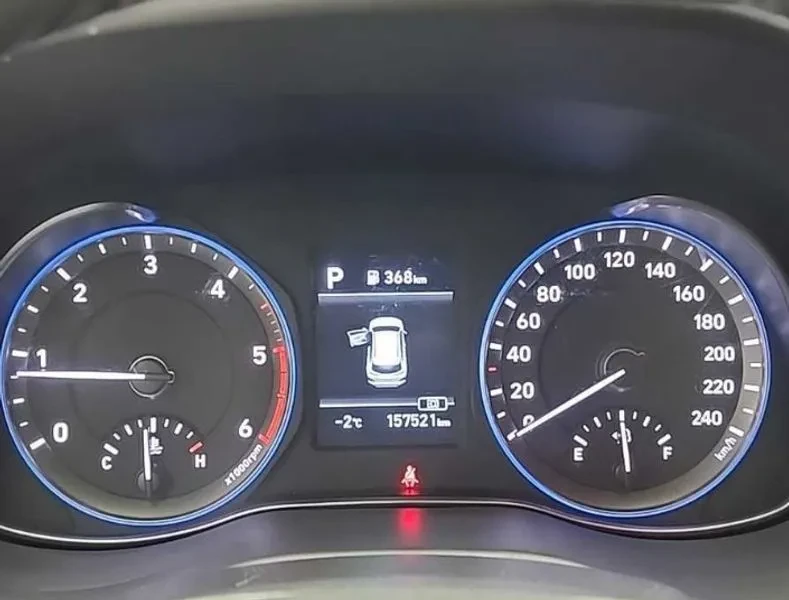 Hyundai Kona 1.6, снимка 6 - Автомобили и джипове - 54627135