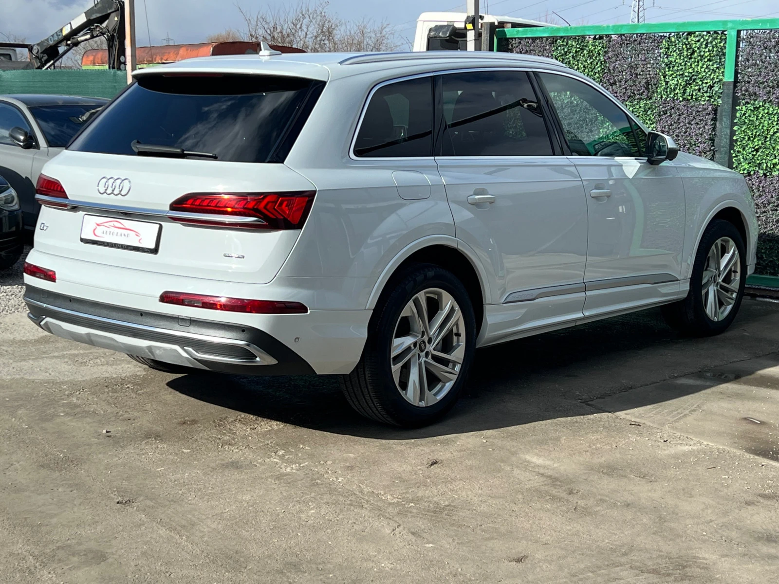 Audi Q7 7места/55TFSI/LED/КАМ360/NAVI/PANO/СОБСТВЕН ЛИЗИНГ - изображение 6