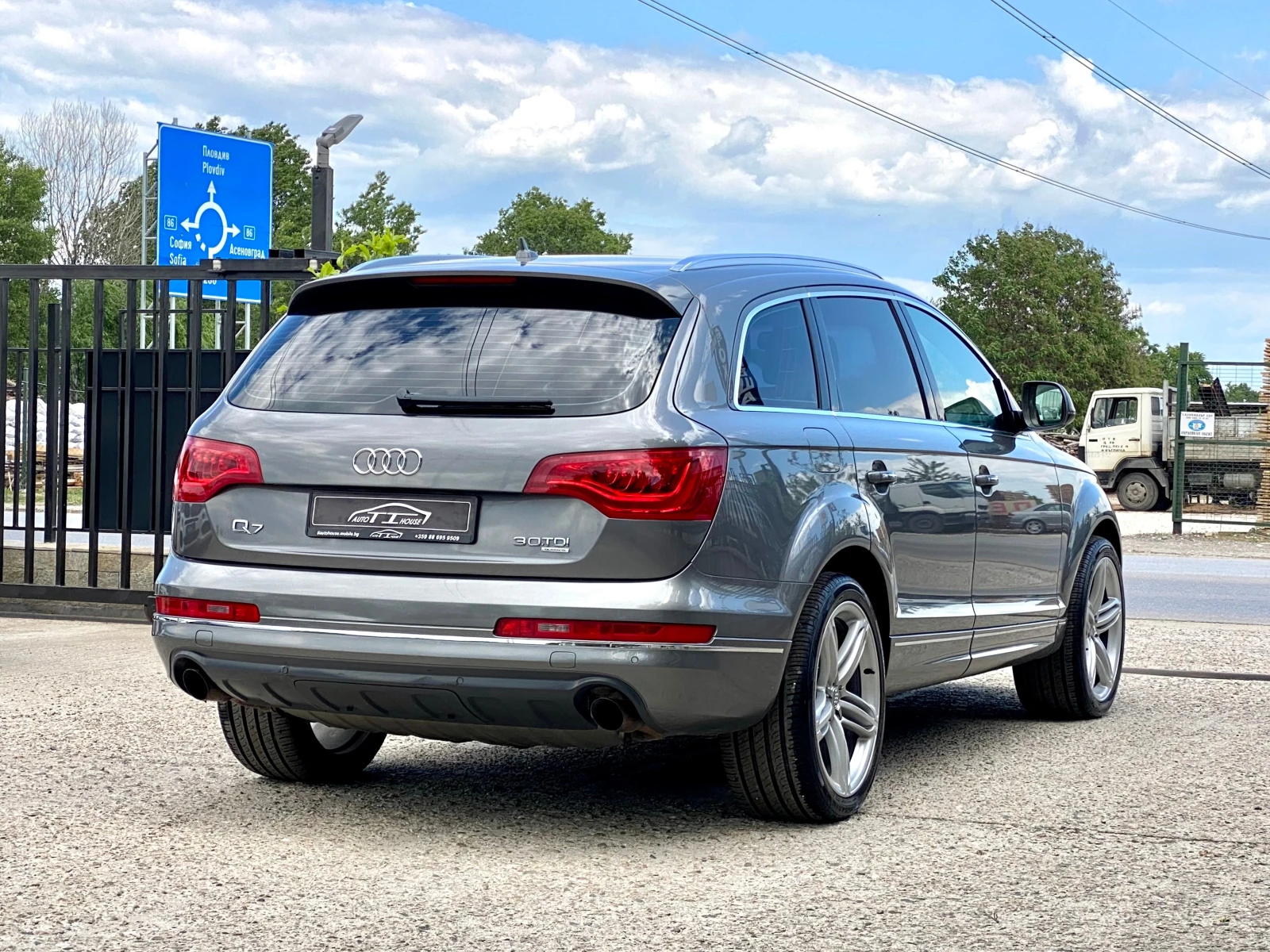 Audi Q7 Face* S-Line* 3.0TDI* V6*  - изображение 2