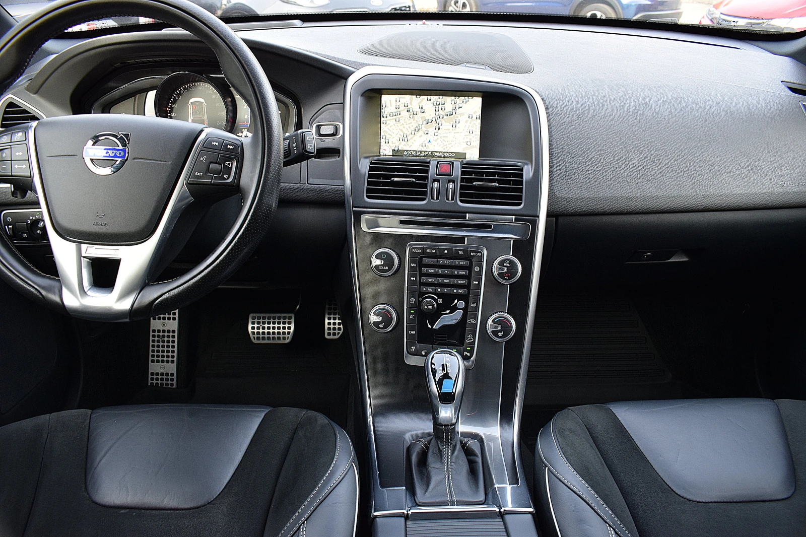 Volvo XC60 2.0ШВЕЙЦАРИЯ-T6/AWD/POLESTAR/R Design/LUX/ - изображение 9