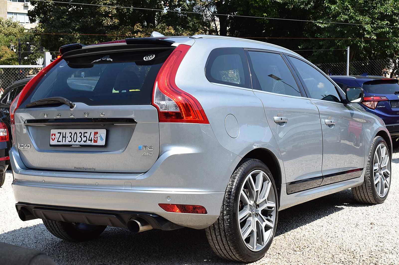 Volvo XC60 2.0ШВЕЙЦАРИЯ-T6/AWD/POLESTAR/R Design/LUX/ - изображение 3