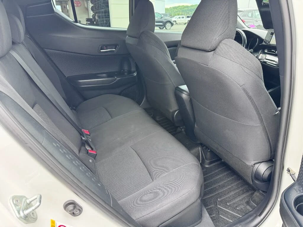 Toyota C-HR * *  | Mobile.bg   11