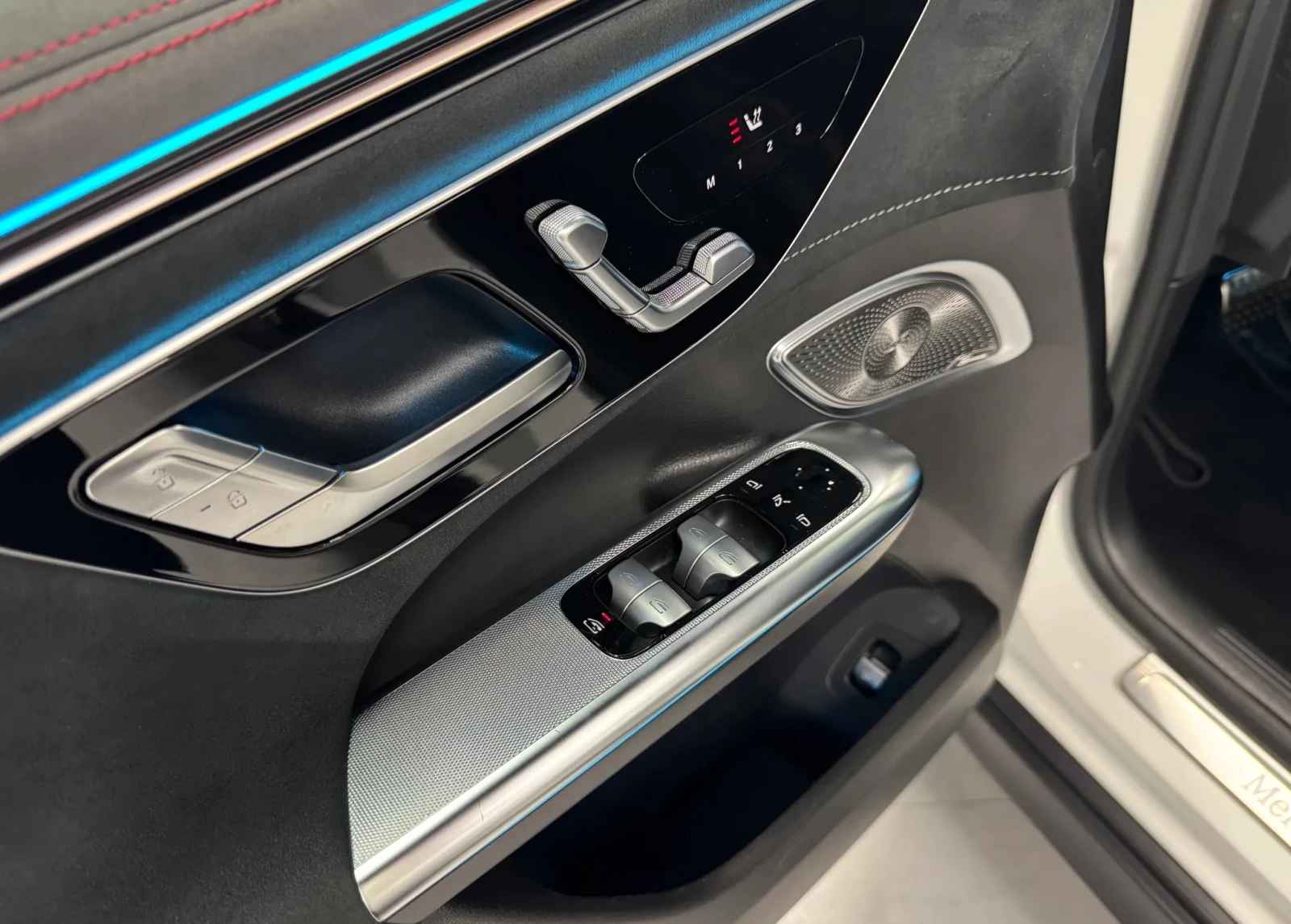 Mercedes-Benz EQE 350 4Matic AMG-Line - изображение 9