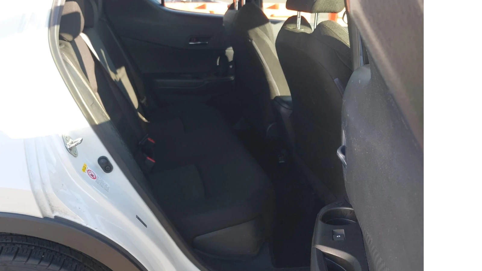 Toyota C-HR * ПАРКТРОНИК* НАВИ* , снимка 12 - Автомобили и джипове - 53754961