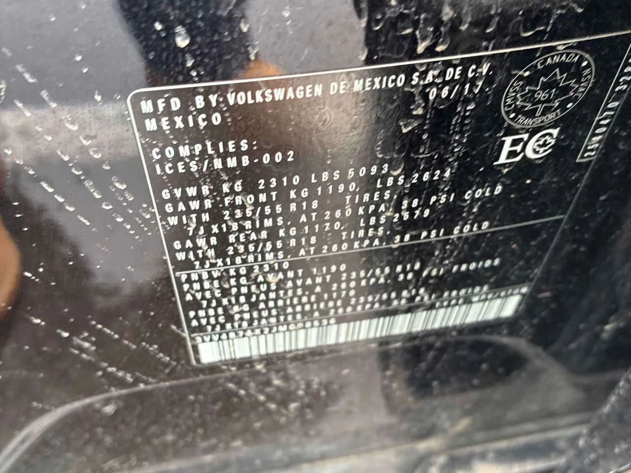 VW Tiguan * Highline * ПОДГРЕВ* KEYLESS* PANO* , снимка 10 - Автомобили и джипове - 53854827