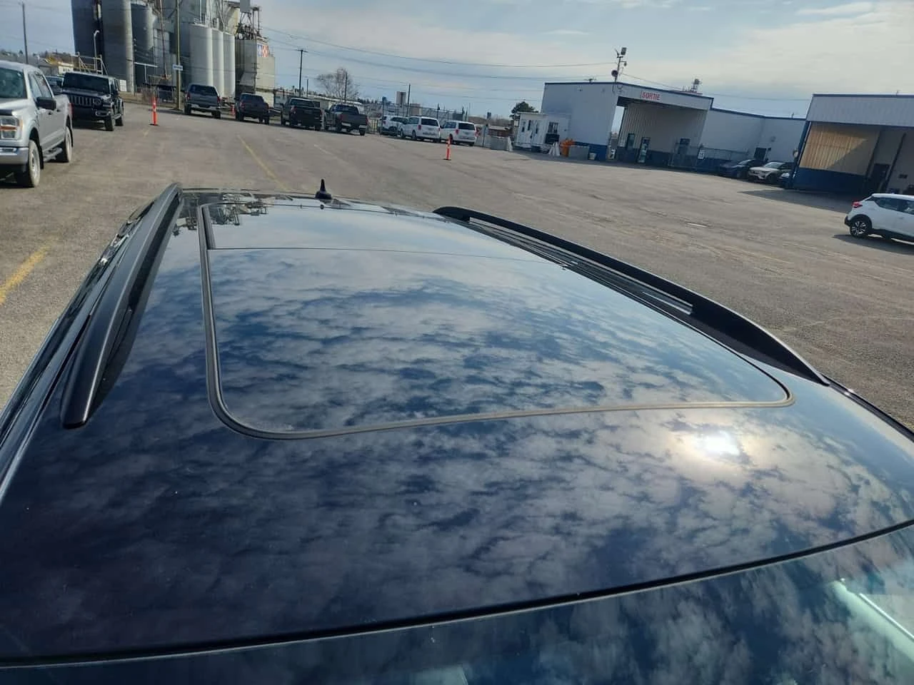 VW Tiguan * COMFORTLINE * CARFAX * �������� * 2 ����� *  | Mobile.bg � ����������� 5