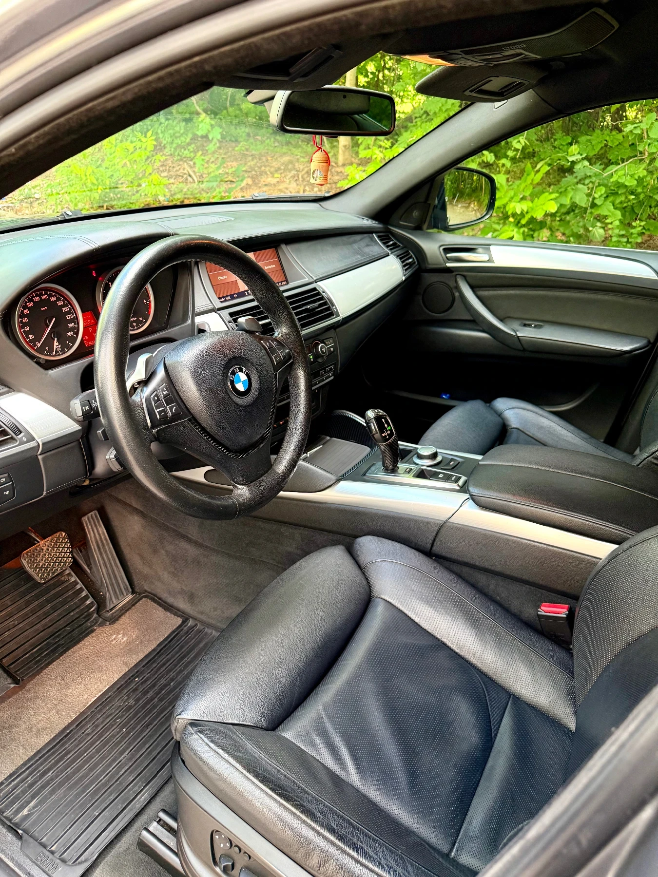 BMW X6, снимка 15 - Автомобили и джипове - 54726675
