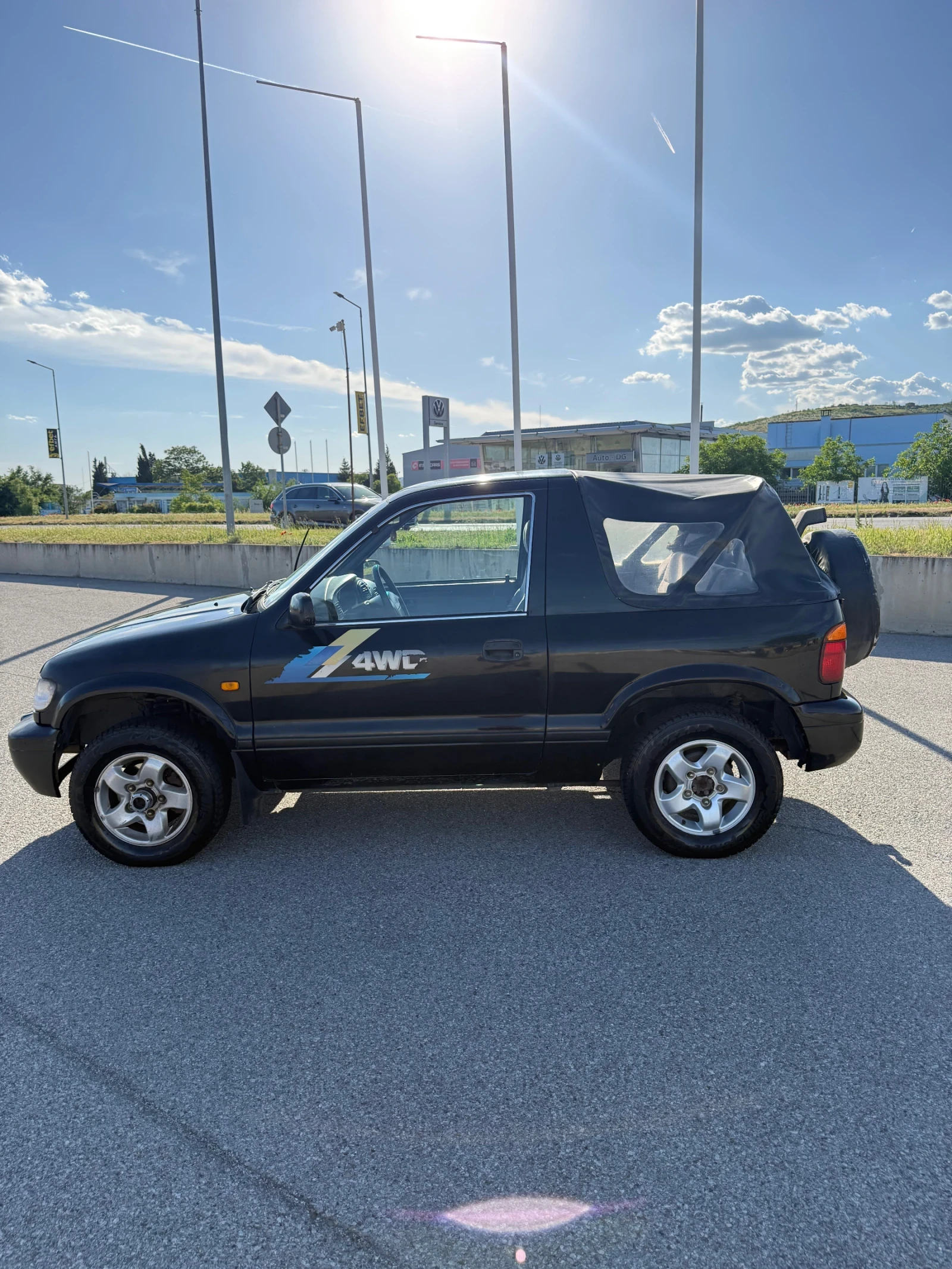 Kia Sportage 2.0 LPG, снимка 7 - Автомобили и джипове - 54800201