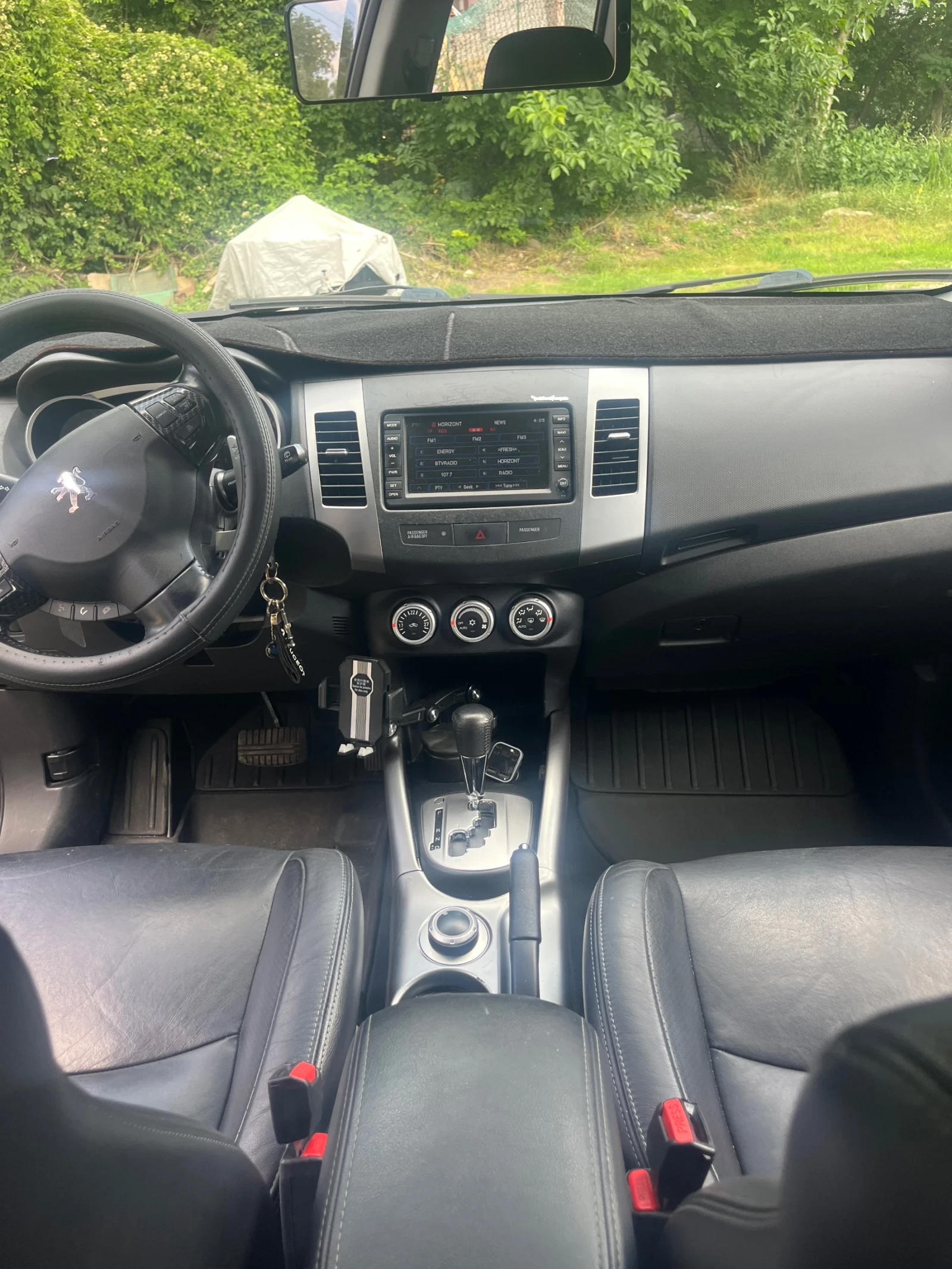 Peugeot 4007, снимка 14 - Автомобили и джипове - 55395683