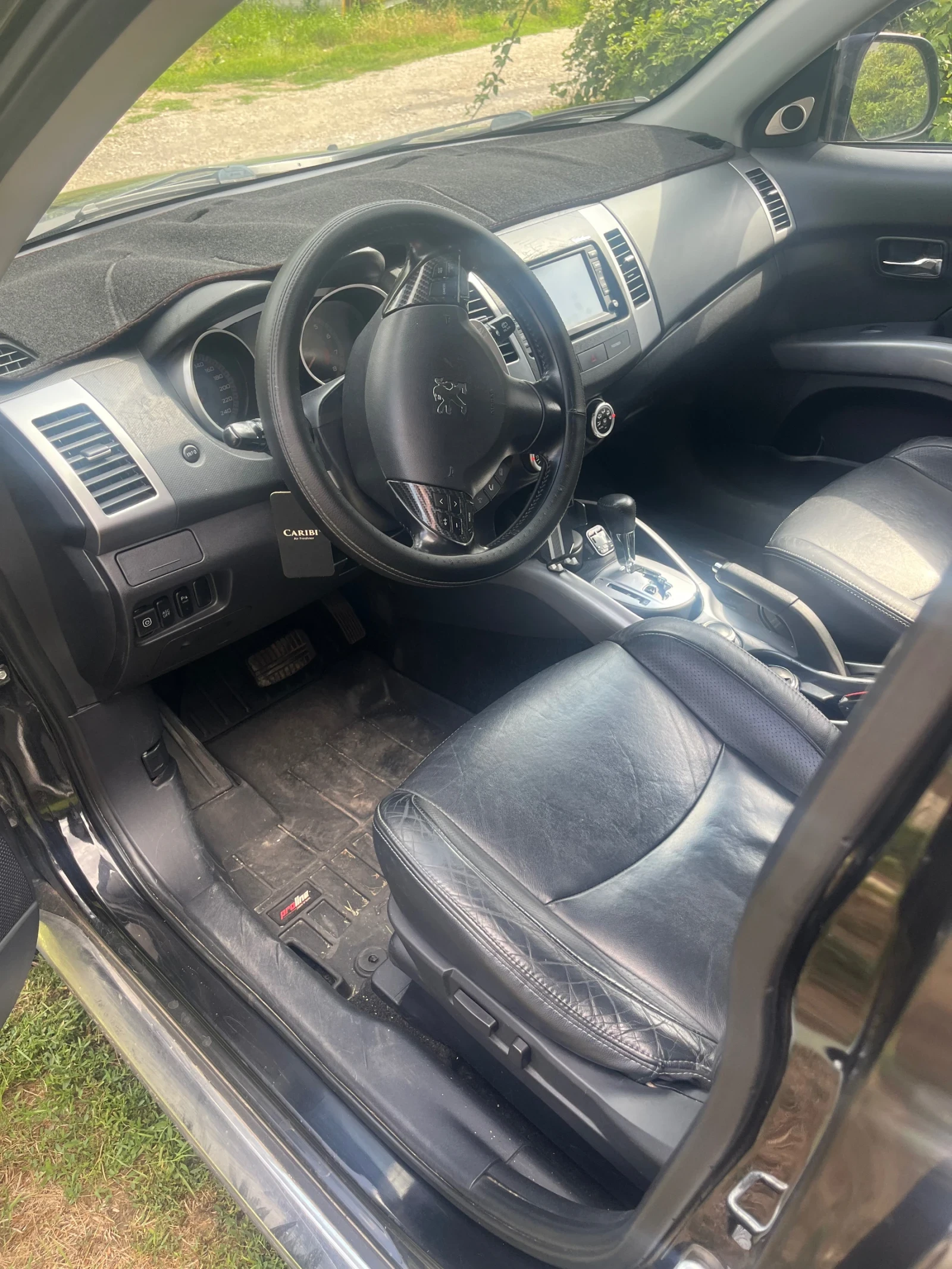 Peugeot 4007, снимка 6 - Автомобили и джипове - 55395683