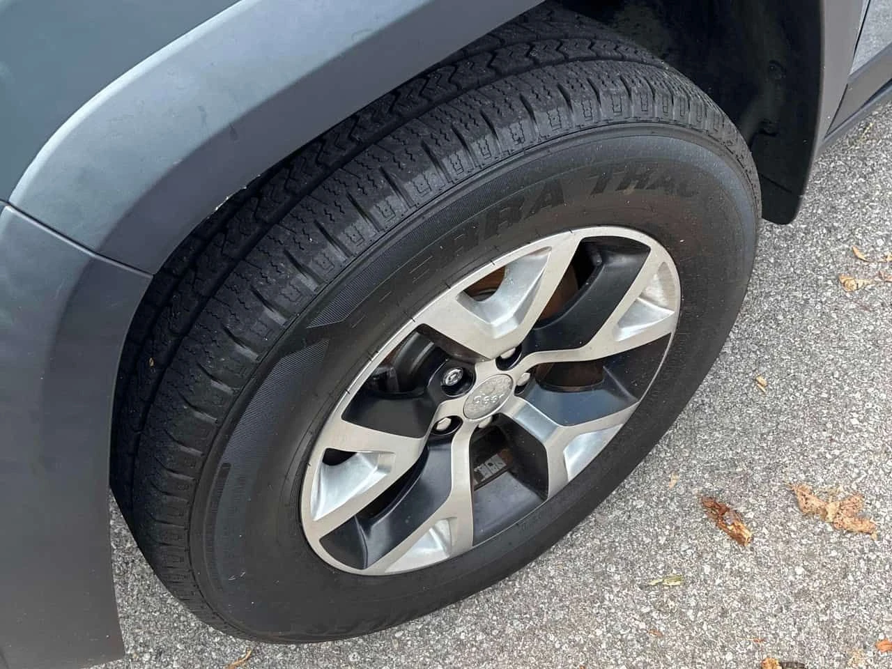 Jeep Cherokee * Trailhawk * CARFAX * БЕЗ ПЪРВОНАЧАЛНА ВНОСКА, снимка 7 - Автомобили и джипове - 55398020