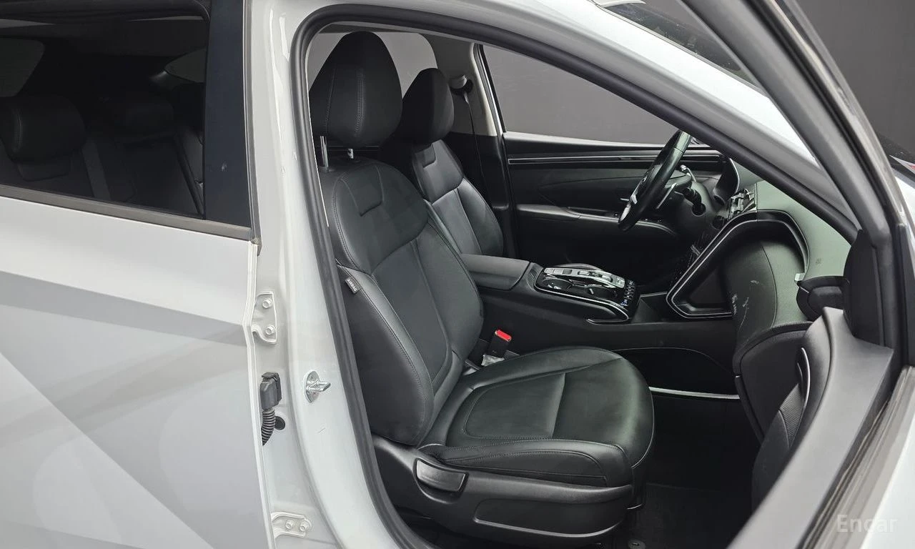 Hyundai Tucson 2.0D Premium 4x4* КАМЕРА* ПОДГРЕВ* ОБДУХВАНЕ* , снимка 7 - Автомобили и джипове - 55466692