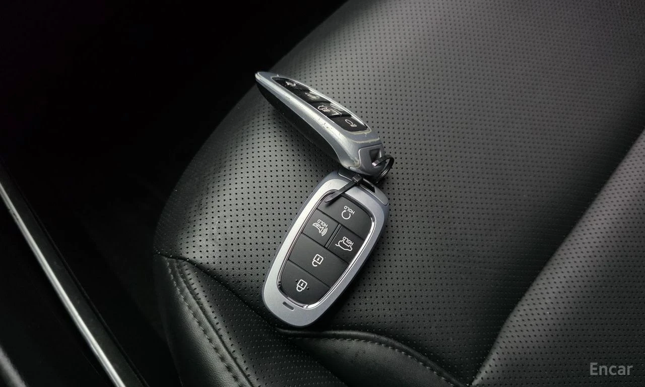 Hyundai Tucson 2.0D Premium 4x4* КАМЕРА* ПОДГРЕВ* ОБДУХВАНЕ* , снимка 15 - Автомобили и джипове - 55466692