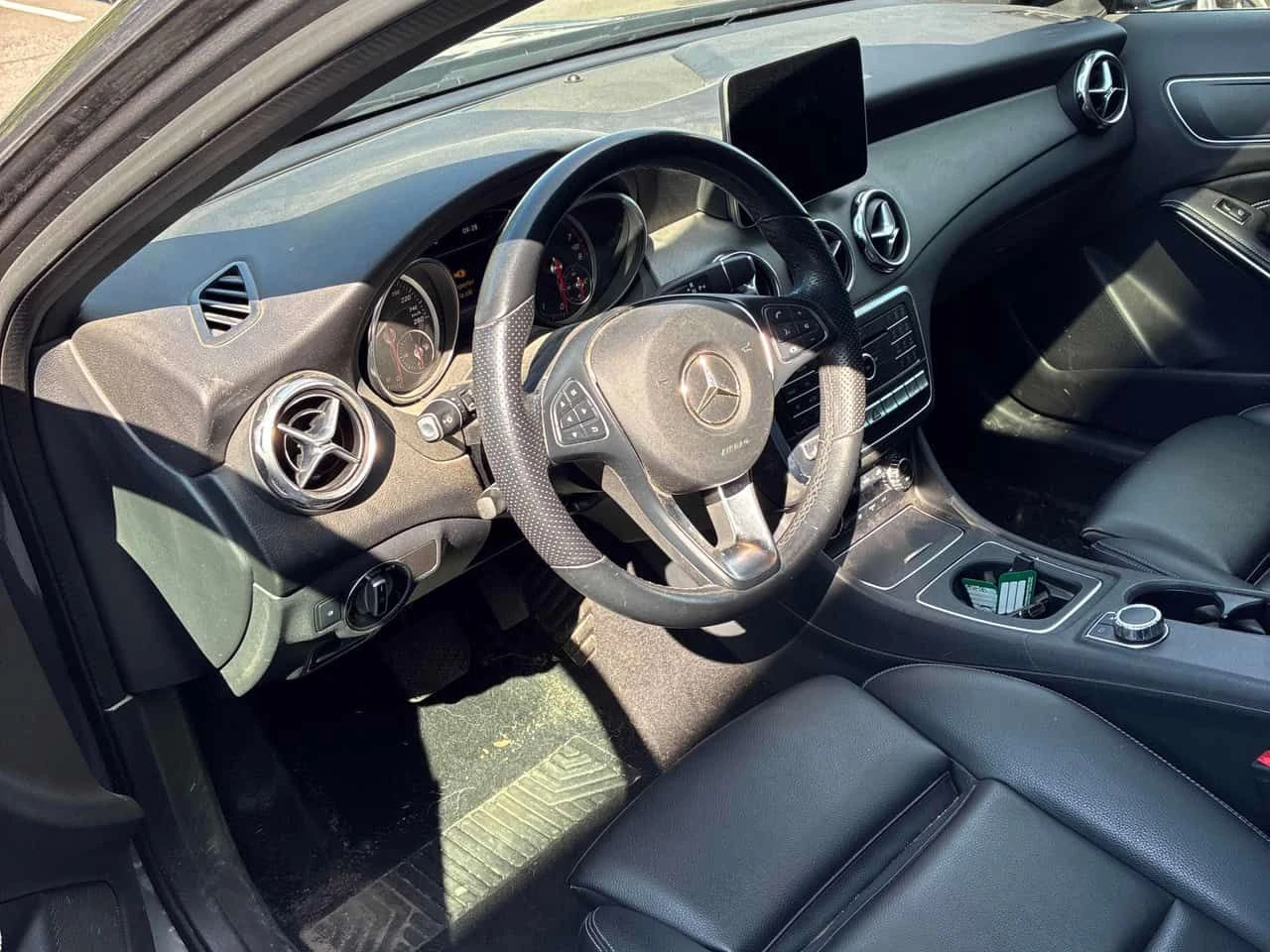 Mercedes-Benz GLA 250 ГЛАВНО ПРЕДСТАВИТЕЛСТВО НА MERCEDES, снимка 5 - Автомобили и джипове - 55468451