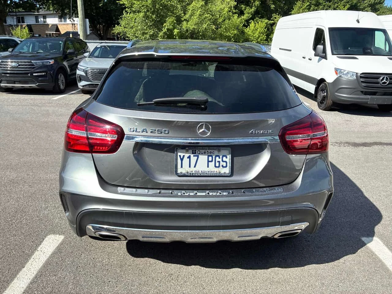 Mercedes-Benz GLA 250 ГЛАВНО ПРЕДСТАВИТЕЛСТВО НА MERCEDES, снимка 4 - Автомобили и джипове - 55468451