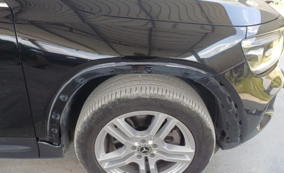 Mercedes-Benz GLB 220 Aut. 4Matic Sport, снимка 8 - Автомобили и джипове - 55594212