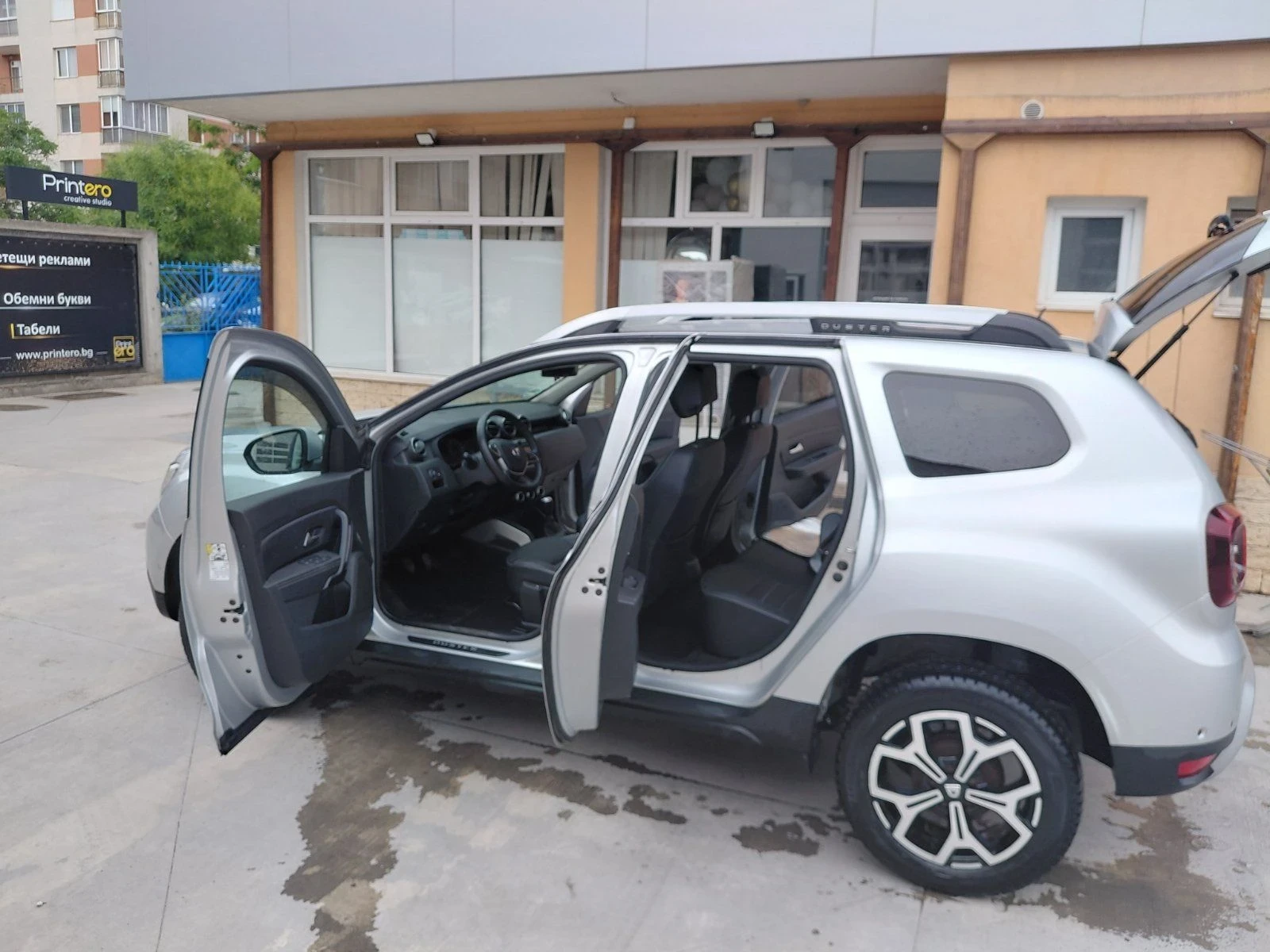 Dacia Duster 1.2, снимка 15 - Автомобили и джипове - 55646267