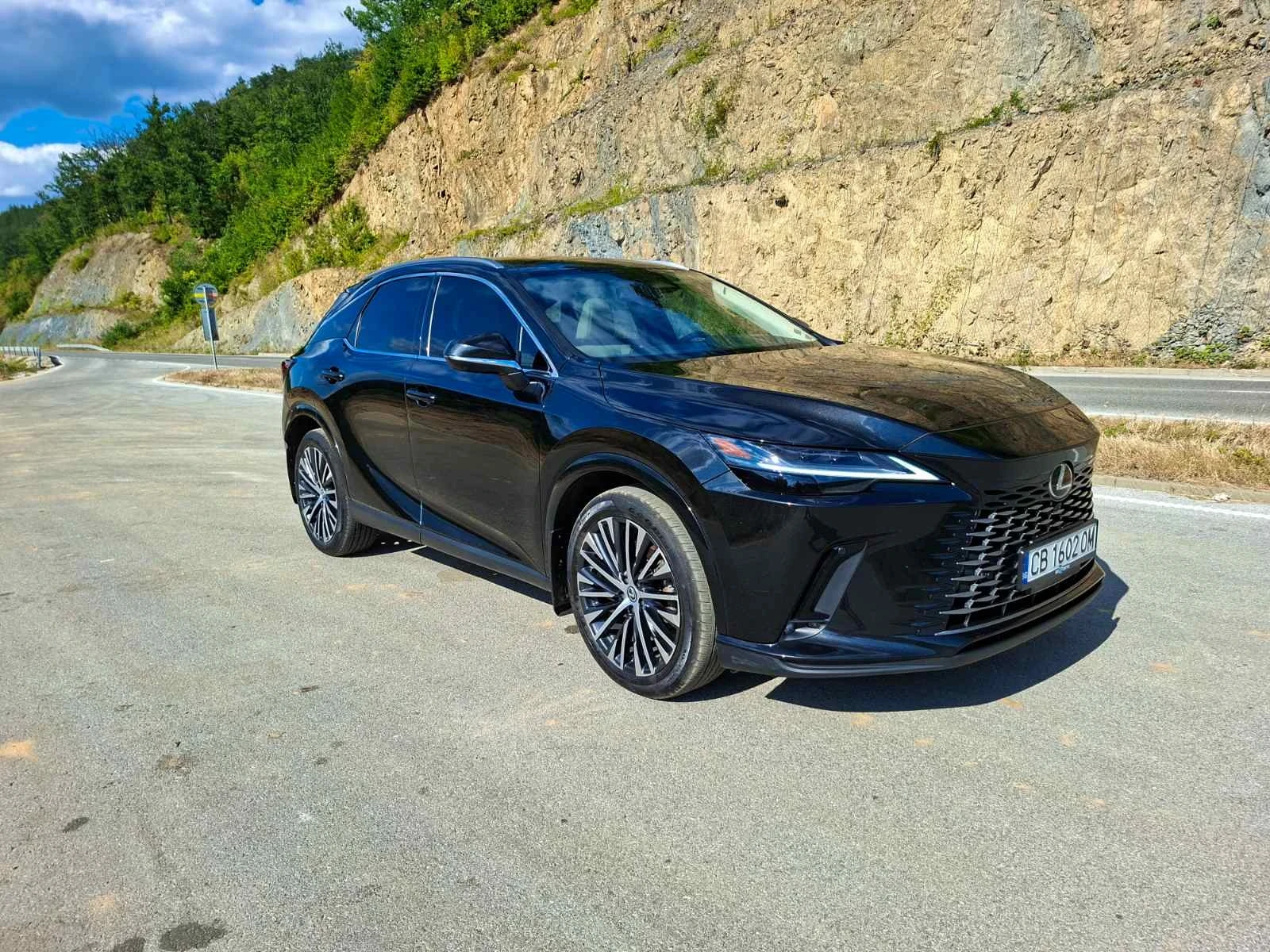 Lexus RX 350h, снимка 2 - Автомобили и джипове - 56049379
