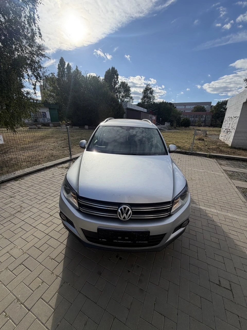 VW Tiguan 1.4 TSI, снимка 3 - Автомобили и джипове - 56221565